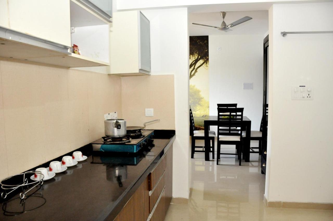 2Bhk Lake View Apartment Лаваса Екстериор снимка