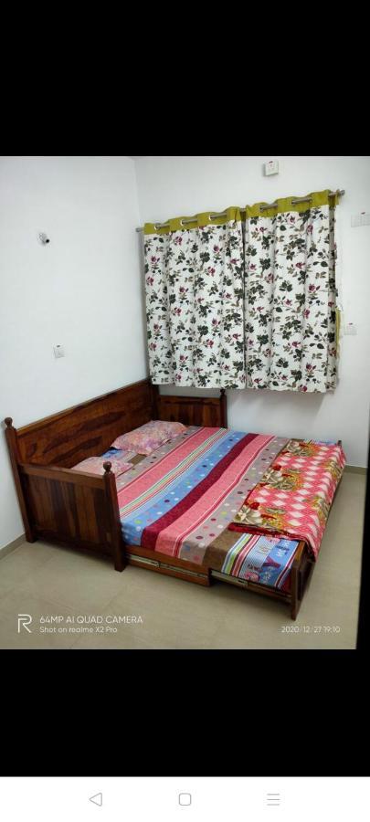 2Bhk Lake View Apartment Лаваса Екстериор снимка